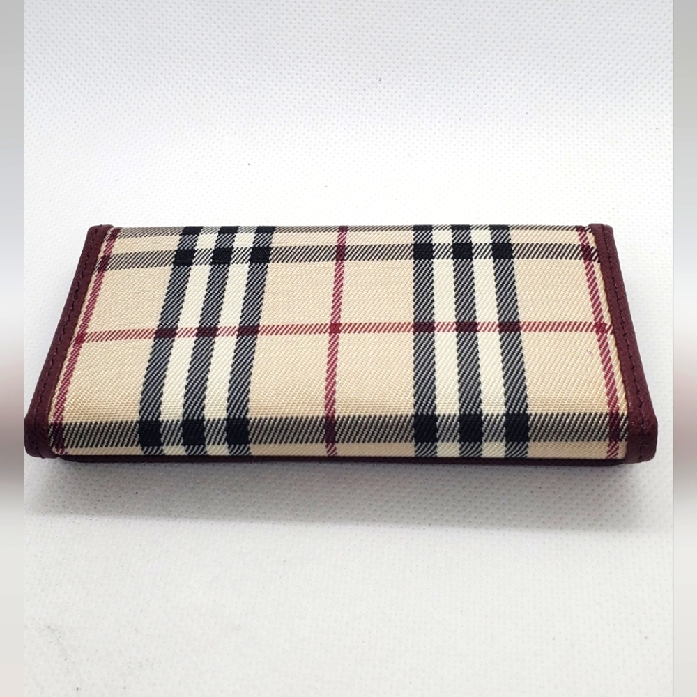 🔥HostPick🔥BURBERRY-AuthenticBurgundy Key Holder with Gold Accents -Like-New - - Picture 5 of 13
